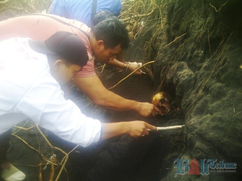 Tulang Belulang Korban G30S/PKI Berserakan | Bali Tribune